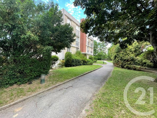 Afficher la photo en grand Appartement F4 à vendre - 4 pièces - 68.63 m2 - CONFLANS STE HONORINE - 78 - ILE-DE-FRANCE - Century 21 La Batellerie