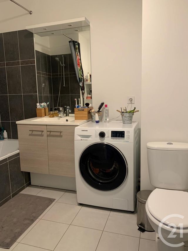 Appartement F2 à vendre - 2 pièces - 39.73 m2 - ERAGNY SUR OISE - 95 - ILE-DE-FRANCE - Century 21 La Batellerie Appartement F2 à vendre - 2 pièces - 39.73 m2 - ERAGNY SUR OISE - 95 - ILE-DE-FRANCE - Century 21 La Batellerie