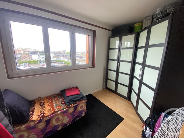 Appartement F5 à vendre - 5 pièces - 78.24 m2 - CONFLANS STE HONORINE - 78 - ILE-DE-FRANCE - Century 21 La Batellerie Appartement F5 à vendre - 5 pièces - 78.24 m2 - CONFLANS STE HONORINE - 78 - ILE-DE-FRANCE - Century 21 La Batellerie