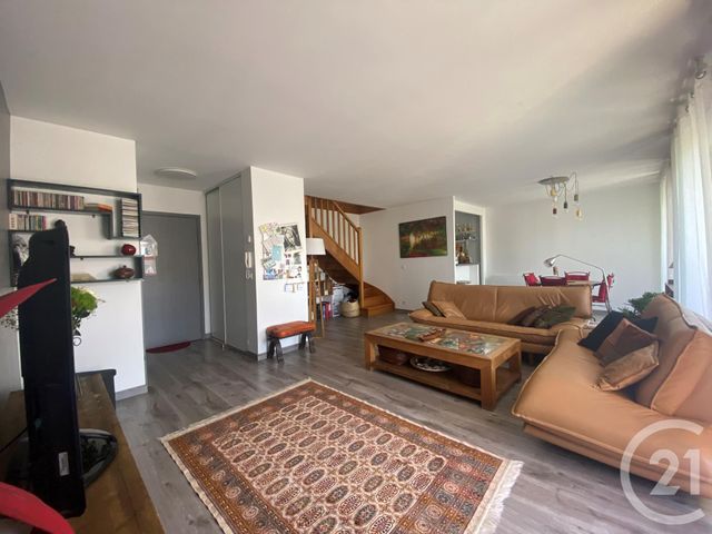 Appartement Duplex à vendre - 4 pièces - 87.65 m2 - CONFLANS STE HONORINE - 78 - ILE-DE-FRANCE - Century 21 La Batellerie Appartement Duplex à vendre - 4 pièces - 87.65 m2 - CONFLANS STE HONORINE - 78 - ILE-DE-FRANCE - Century 21 La Batellerie
