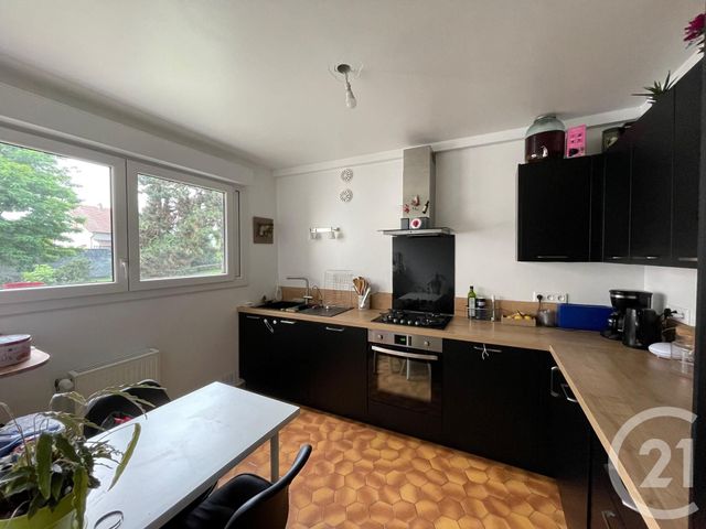 Afficher la photo en grand Appartement F4 à vendre - 4 pièces - 74.47 m2 - CONFLANS STE HONORINE - 78 - ILE-DE-FRANCE - Century 21 La Batellerie