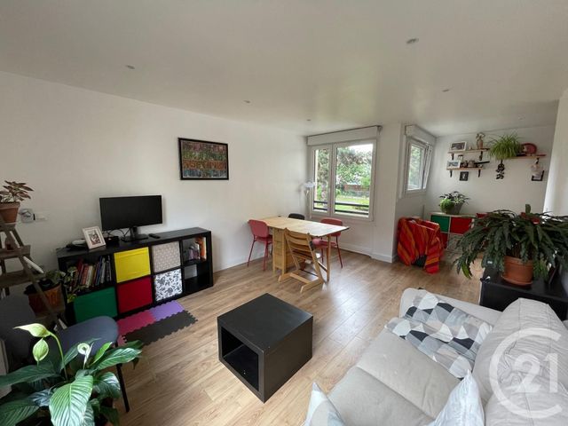 Afficher la photo en grand Appartement F4 à vendre - 4 pièces - 74.47 m2 - CONFLANS STE HONORINE - 78 - ILE-DE-FRANCE - Century 21 La Batellerie