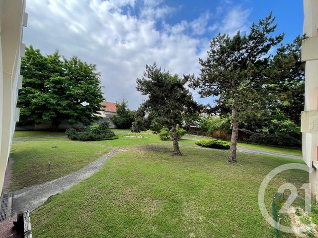 Afficher la photo en grand Appartement F4 à vendre - 4 pièces - 74.47 m2 - CONFLANS STE HONORINE - 78 - ILE-DE-FRANCE - Century 21 La Batellerie