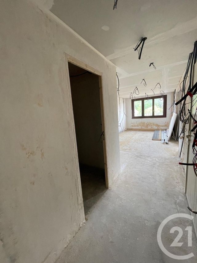 Afficher la photo en grand Appartement F2 à vendre - 2 pièces - 53.26 m2 - CONFLANS STE HONORINE - 78 - ILE-DE-FRANCE - Century 21 La Batellerie