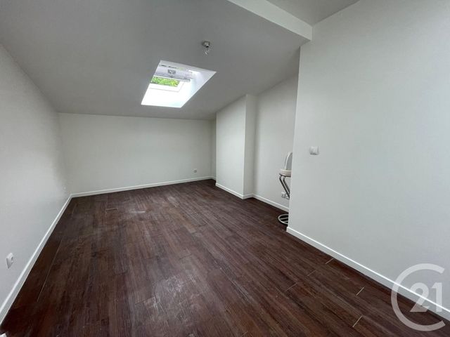 Afficher la photo en grand Appartement F2 à vendre - 2 pièces - 33.35 m2 - CONFLANS STE HONORINE - 78 - ILE-DE-FRANCE - Century 21 La Batellerie