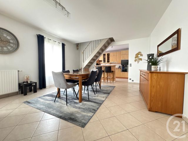 Appartement F5 à vendre - 5 pièces - 97.29 m2 - CONFLANS STE HONORINE - 78 - ILE-DE-FRANCE - Century 21 La Batellerie