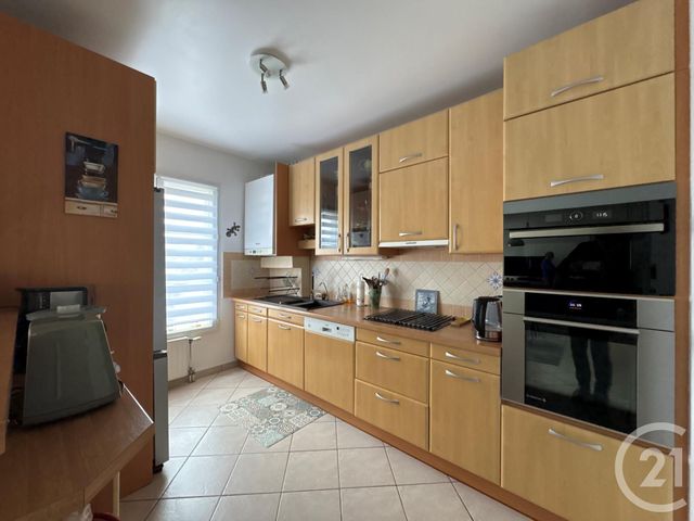Appartement F5 à vendre - 5 pièces - 97.29 m2 - CONFLANS STE HONORINE - 78 - ILE-DE-FRANCE - Century 21 La Batellerie