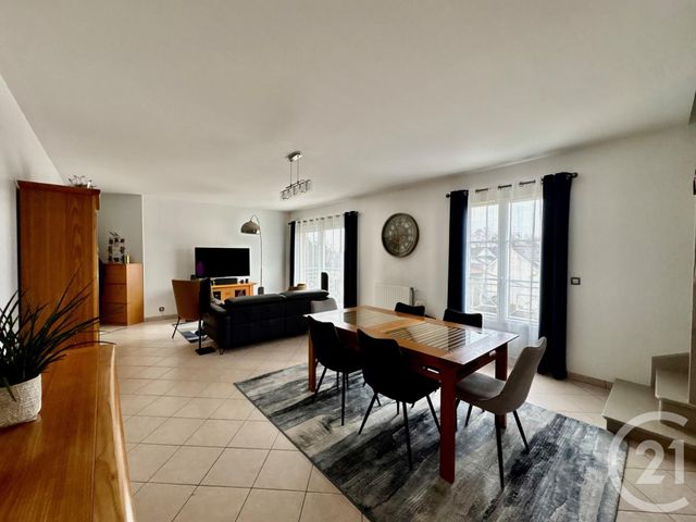Appartement F5 à vendre - 5 pièces - 97.29 m2 - CONFLANS STE HONORINE - 78 - ILE-DE-FRANCE - Century 21 La Batellerie