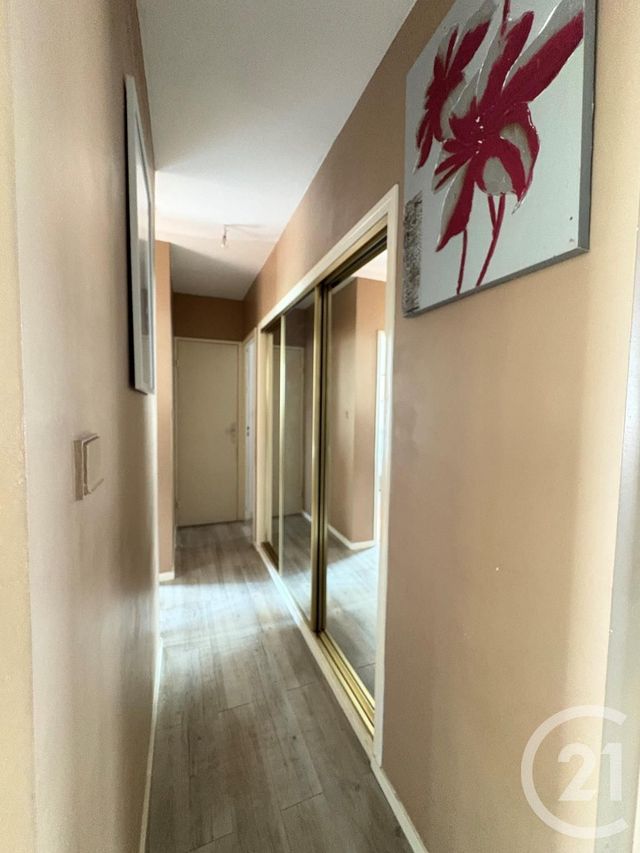 Appartement F4 à vendre - 4 pièces - 68.42 m2 - CONFLANS STE HONORINE - 78 - ILE-DE-FRANCE - Century 21 La Batellerie