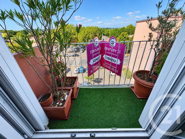 Appartement F4 à vendre - 4 pièces - 68.42 m2 - CONFLANS STE HONORINE - 78 - ILE-DE-FRANCE - Century 21 La Batellerie
