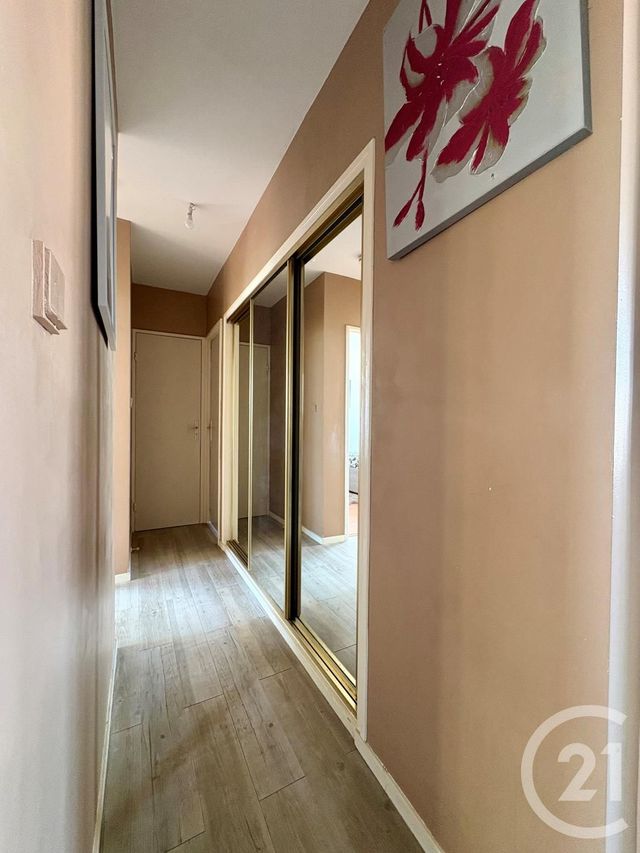 Appartement F4 à vendre - 4 pièces - 68.42 m2 - CONFLANS STE HONORINE - 78 - ILE-DE-FRANCE - Century 21 La Batellerie