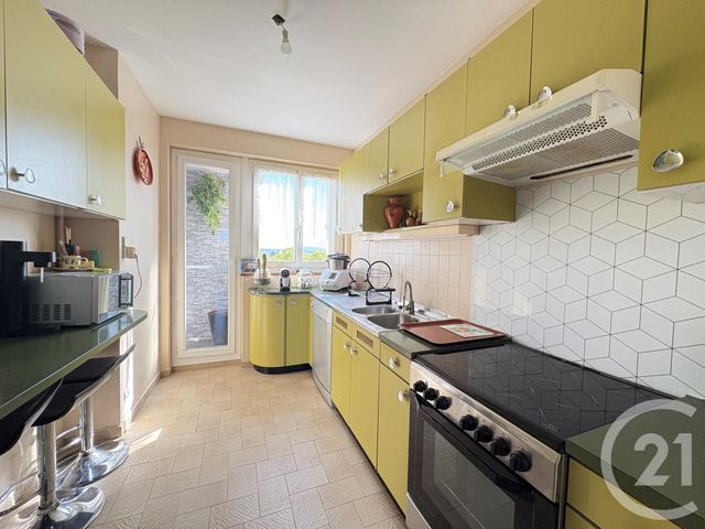 Appartement F4 à vendre - 4 pièces - 68.42 m2 - CONFLANS STE HONORINE - 78 - ILE-DE-FRANCE - Century 21 La Batellerie