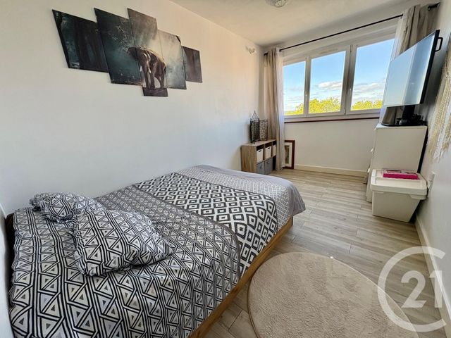 Appartement F4 à vendre - 4 pièces - 68.42 m2 - CONFLANS STE HONORINE - 78 - ILE-DE-FRANCE - Century 21 La Batellerie