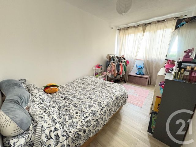 Appartement F4 à vendre - 4 pièces - 68.42 m2 - CONFLANS STE HONORINE - 78 - ILE-DE-FRANCE - Century 21 La Batellerie