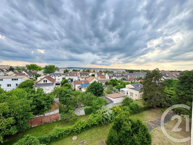 Afficher la photo en grand Appartement F3 à vendre - 3 pièces - 56.89 m2 - CONFLANS STE HONORINE - 78 - ILE-DE-FRANCE - Century 21 La Batellerie