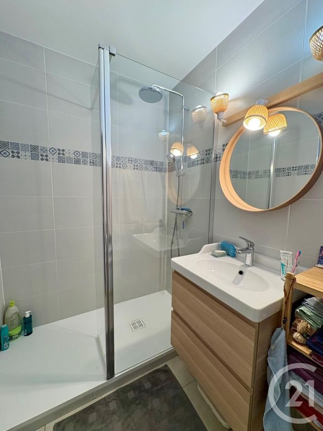 Afficher la photo en grand Appartement F3 à vendre - 3 pièces - 56.89 m2 - CONFLANS STE HONORINE - 78 - ILE-DE-FRANCE - Century 21 La Batellerie