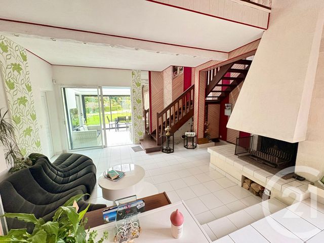 Afficher la photo en grand maison à vendre - 7 pièces - 154.93 m2 - MAURECOURT - 78 - ILE-DE-FRANCE - Century 21 La Batellerie