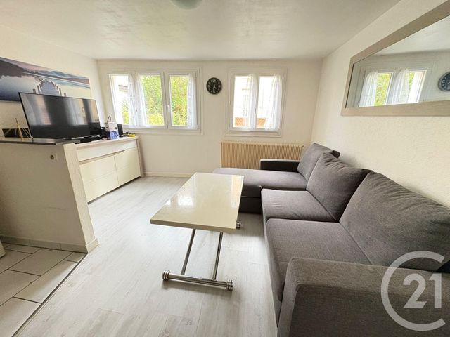 Afficher la photo en grand Appartement F1 à vendre - 1 pièce - 20.8 m2 - CONFLANS STE HONORINE - 78 - ILE-DE-FRANCE - Century 21 La Batellerie