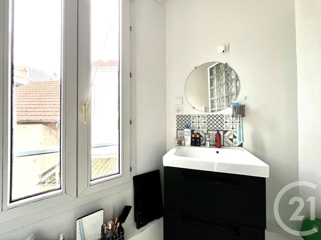 Appartement F2 à vendre - 2 pièces - 34.47 m2 - CONFLANS STE HONORINE - 78 - ILE-DE-FRANCE - Century 21 La Batellerie