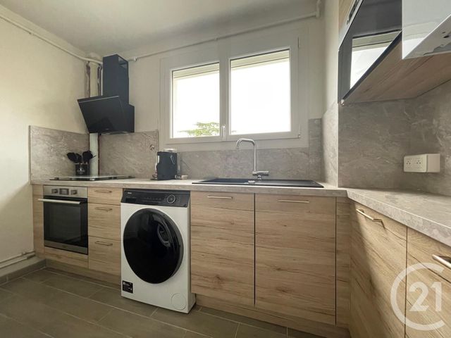 Appartement F3 à vendre - 3 pièces - 45.95 m2 - CONFLANS STE HONORINE - 78 - ILE-DE-FRANCE - Century 21 La Batellerie