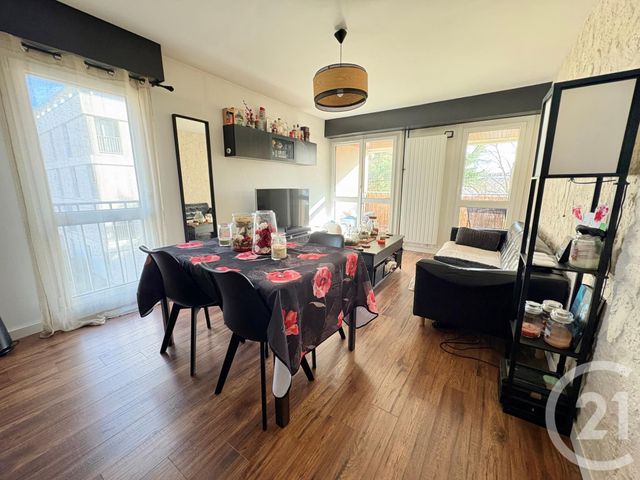 Appartement F3 à vendre - 3 pièces - 64.91 m2 - CONFLANS STE HONORINE - 78 - ILE-DE-FRANCE - Century 21 La Batellerie