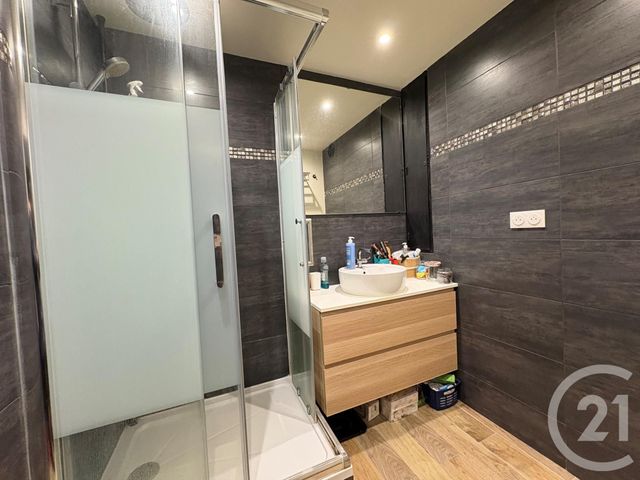 Appartement F3 à vendre - 3 pièces - 64.91 m2 - CONFLANS STE HONORINE - 78 - ILE-DE-FRANCE - Century 21 La Batellerie