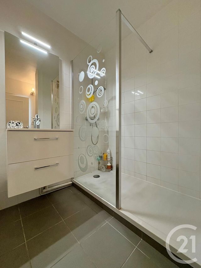 Appartement F2 à vendre - 2 pièces - 47.12 m2 - CONFLANS STE HONORINE - 78 - ILE-DE-FRANCE - Century 21 La Batellerie