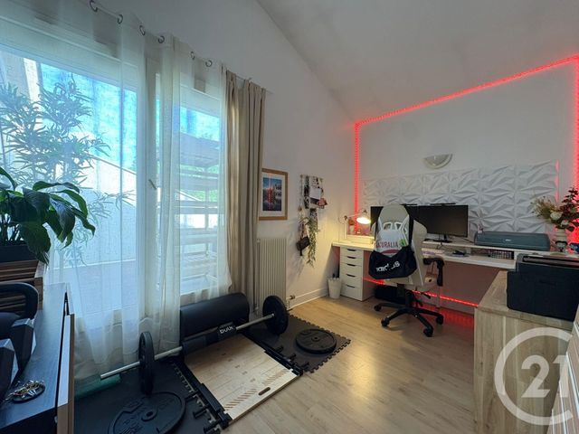 Appartement Duplex à vendre - 5 pièces - 90.95 m2 - ERAGNY SUR OISE - 95 - ILE-DE-FRANCE - Century 21 La Batellerie
