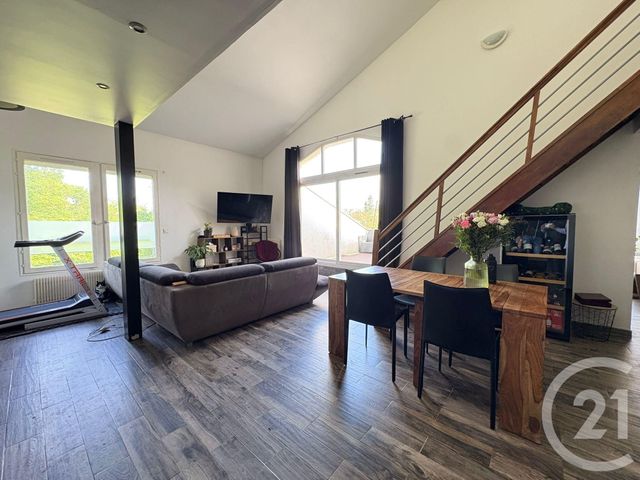 Appartement Duplex à vendre - 5 pièces - 90.95 m2 - ERAGNY SUR OISE - 95 - ILE-DE-FRANCE - Century 21 La Batellerie