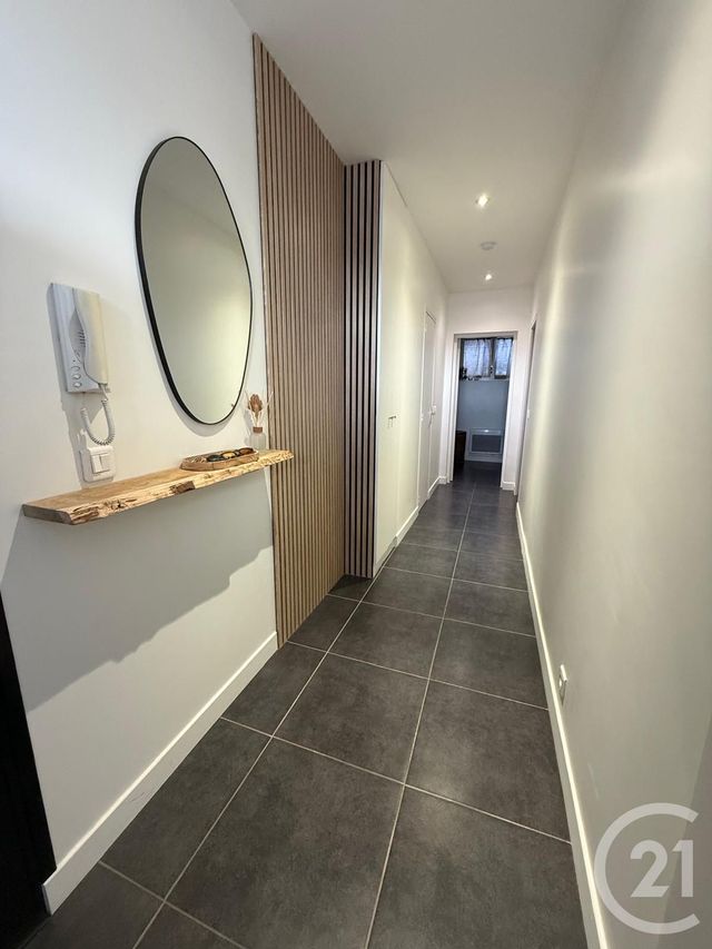 Appartement F3 à vendre - 3 pièces - 60.24 m2 - CONFLANS STE HONORINE - 78 - ILE-DE-FRANCE - Century 21 La Batellerie