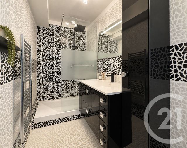 Appartement T4 à vendre - 5 pièces - 93.93 m2 - ERAGNY SUR OISE - 95 - ILE-DE-FRANCE - Century 21 La Batellerie