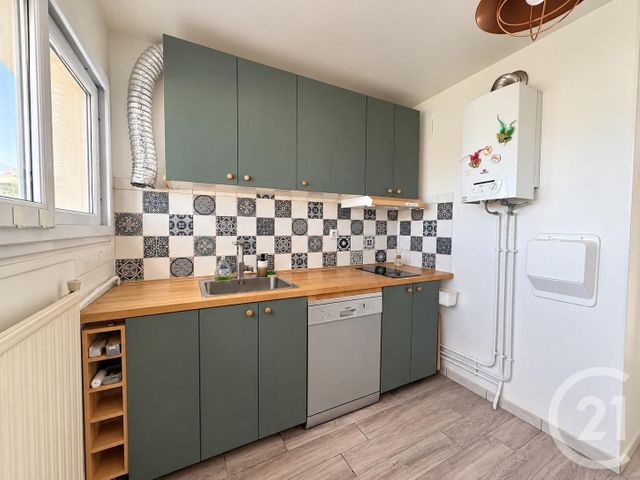Appartement T3 à vendre - 3 pièces - 62.59 m2 - CONFLANS STE HONORINE - 78 - ILE-DE-FRANCE - Century 21 La Batellerie