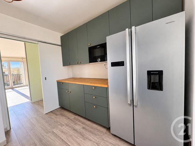 Appartement T3 à vendre - 3 pièces - 62.59 m2 - CONFLANS STE HONORINE - 78 - ILE-DE-FRANCE - Century 21 La Batellerie