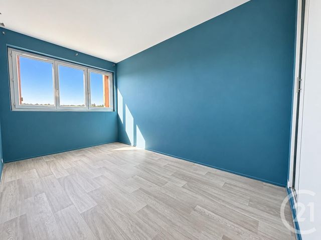 Appartement F4 à vendre - 4 pièces - 66.15 m2 - CONFLANS STE HONORINE - 78 - ILE-DE-FRANCE - Century 21 La Batellerie