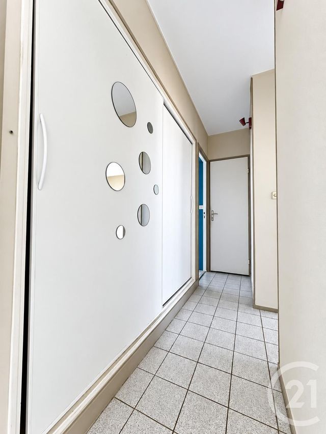 Appartement F4 à vendre - 4 pièces - 66.15 m2 - CONFLANS STE HONORINE - 78 - ILE-DE-FRANCE - Century 21 La Batellerie