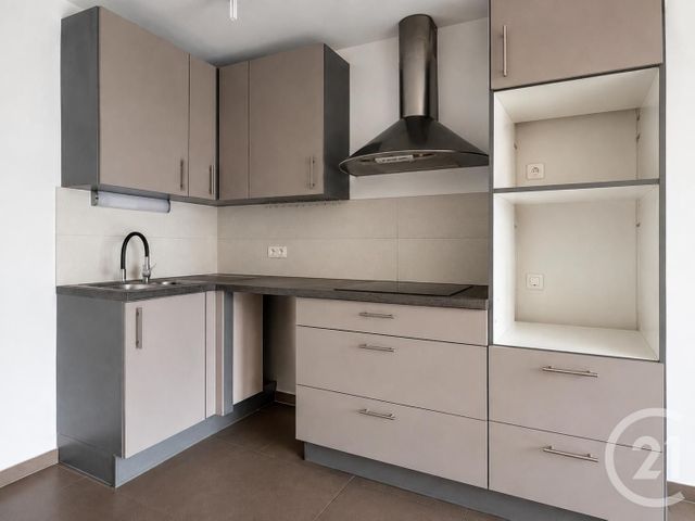 Appartement F4 à vendre - 4 pièces - 75.84 m2 - CONFLANS STE HONORINE - 78 - ILE-DE-FRANCE - Century 21 La Batellerie