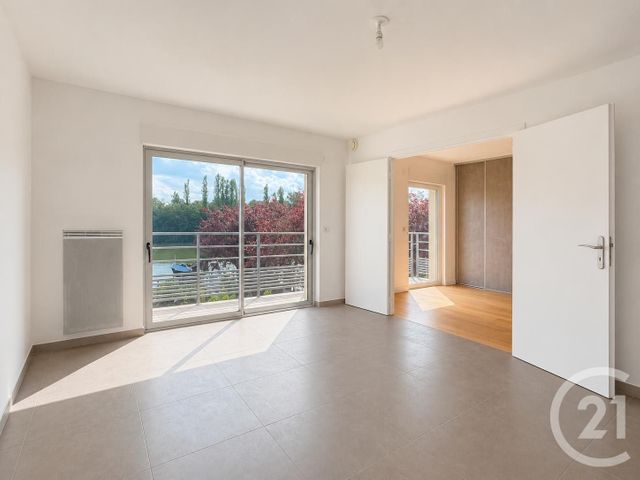 Appartement F4 à vendre - 4 pièces - 75.84 m2 - CONFLANS STE HONORINE - 78 - ILE-DE-FRANCE - Century 21 La Batellerie