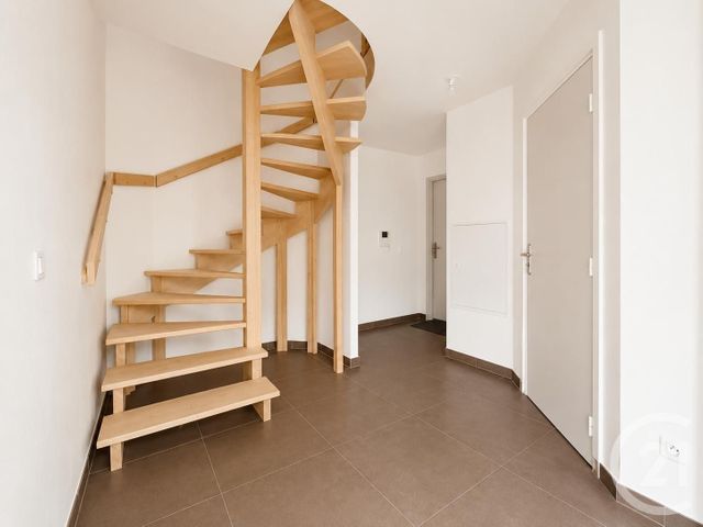 Appartement F4 à vendre - 4 pièces - 75.84 m2 - CONFLANS STE HONORINE - 78 - ILE-DE-FRANCE - Century 21 La Batellerie